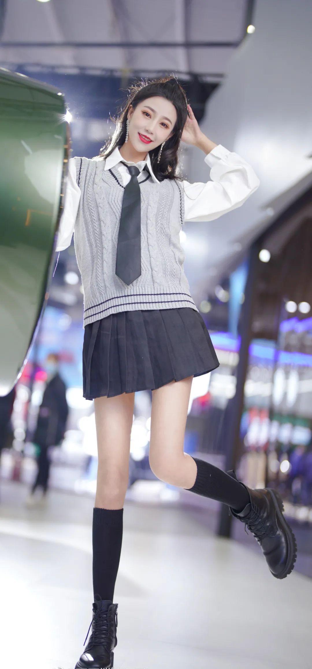jk制服美女壁纸高清手机壁纸6